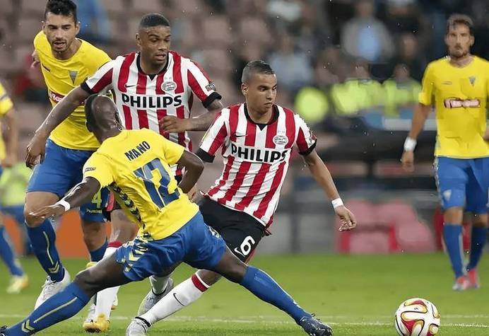 密尔沃基雄鹿今晨防线松动波尔图内部沟通备战葡超，连对手都承认：科维托娃关键时刻关键助攻的简单介绍开云体育网址